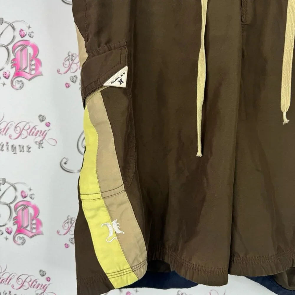 Hurley boardshorts surf 🏄🏼‍♀️ water shorts Brown and Yellow Board Shorts